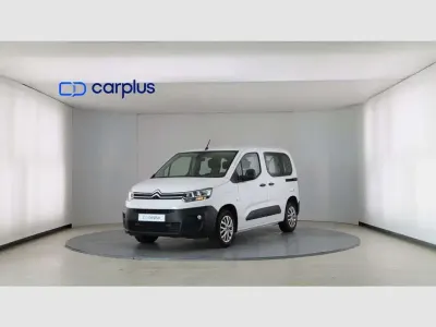 Usado Citroën Berlingo Live 102 CV (75 kW) 2022 Blanco Monovolumen
