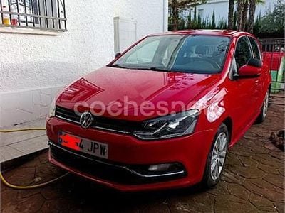Rojo Usado 2016 VW Polo Advance Berlina | 4999 €