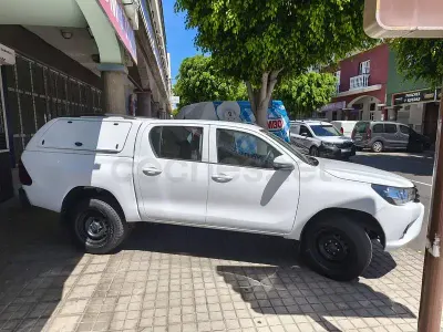 Usado Toyota HiLux Plus 150 CV (110 kW) 2020 Blanco Pickup/Camioneta