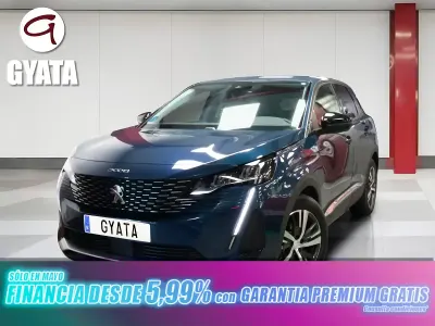 Begagnad Peugeot 3008 Allure 180 HK (132 kW) 2024 Blå SUV