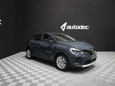 Usado Renault Captur Equilibre 90 CV (66 kW) 2023 Azul SUV