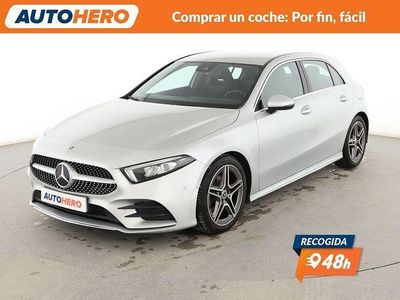 Usado Mercedes A180 AMG line 116 CV (85 kW) 2021 Gris / plata Berlina