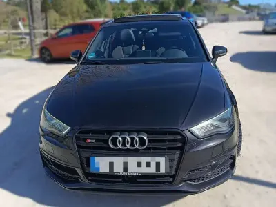 Usado Audi RS3 Sportback Premium 367 CV (269 kW) 2015 Negro Utilitario