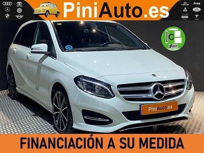 Usado Mercedes B200 136 CV (100 kW) 2018 Blanco Monovolumen