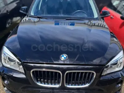 Käytetty BMW X1 143 HP (105 kW) 2015 Musta Katumaasturi