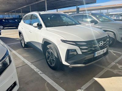 Blanco Usado 2025 Hyundai Tucson SUV | 32.990 € (Precio justo)