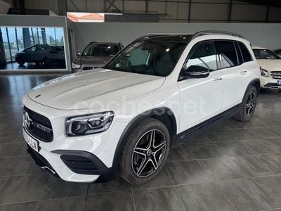 Mercedes GLB220