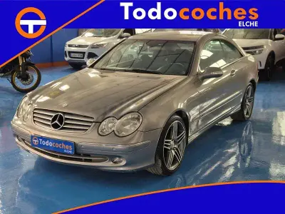 Usado Mercedes CLK200 Avantgarde 163 CV (119 kW) 2003 Beige Coupe
