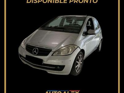 Gris Usado 2009 Mercedes A180 Avantgarde Utilitario | 5000 € (Precio justo)