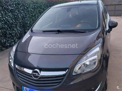 Usado Opel Meriva Selective 120 CV (88 kW) 2016 Negro Monovolumen