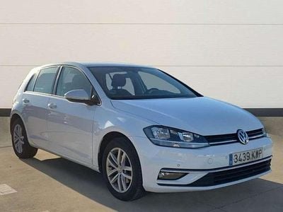 Usado VW Golf VII Advance 116 CV (85 kW) 2019 Blanco Berlina