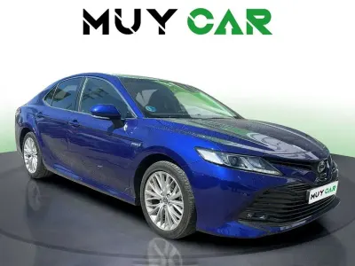 Käytetty Toyota Camry Advance 218 HP (160 kW) 2019 Sininen Sedan