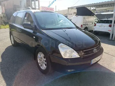 Usado Kia Carnival EX 185 CV (136 kW) 2007 Negro Monovolumen
