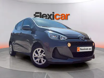 Usado Hyundai i10 GO! 67 CV (49 kW) 2018 Gris Utilitario