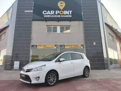Usado Toyota Verso Advance 112 CV (82 kW) 2015 Blanco Monovolumen