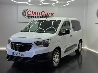 Usado Opel Combo Life Business Edition 100 CV (73 kW) 2022 Blanco