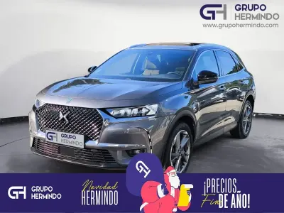 Usado DS Automobiles DS7 Crossback So Chic 180 CV (132 kW) 2020 Gris SUV