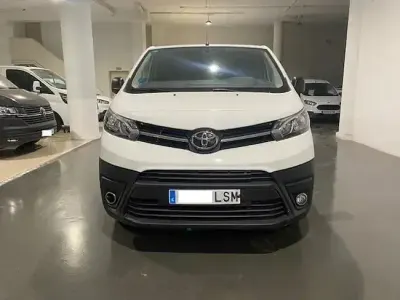 Käytetty Toyota Proace 100 kW (136 HP) 2021 Valkoinen Tila-auto