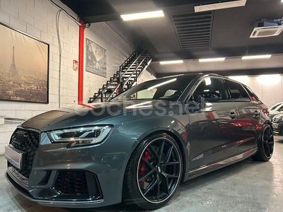 Usado Audi RS3 Sport 400 CV (294 kW) 2018 Gris / plata Berlina