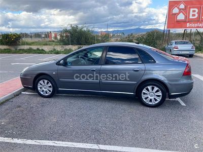 Gris / plata Usado 2004 Citroën C5 Exclusive Berlina | 3900 € (Caro)