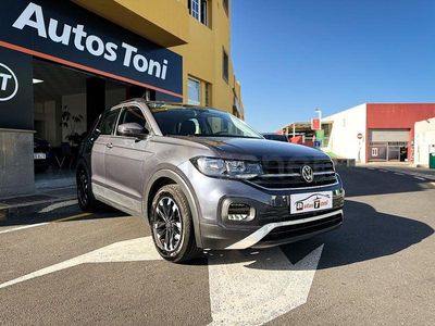 Usado VW T-Cross Advance 95 CV (69 kW) 2022 Gris / plata SUV