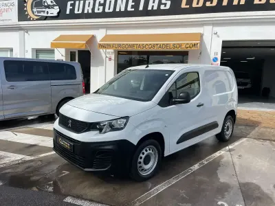 Brugt Peugeot Partner S 100 HK (73 kW) 2023 Hvid MPV