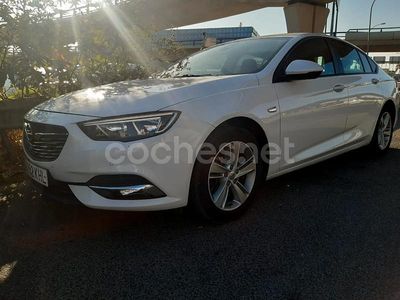 Usado Opel Insignia 136 CV (100 kW) 2018 Blanco Berlina