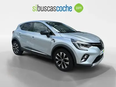 Usado Renault Captur Techno 90 CV (66 kW) 2024 Gris/plata SUV