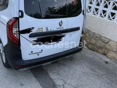 Usado Renault Kangoo Edition One 95 CV (69 kW) 2021 Blanco Monovolumen