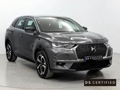 Usado DS Automobiles DS7 Crossback Bastille 130 CV (95 kW) 2023 Gris / plata SUV