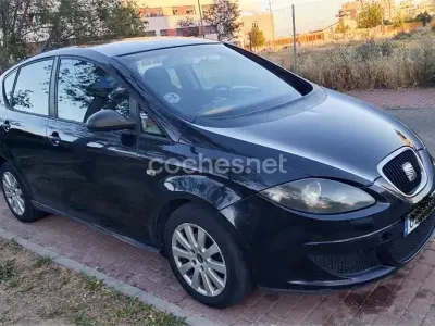 Usado Seat Toledo Sport 105 CV (77 kW) 2007 Negro Utilitario