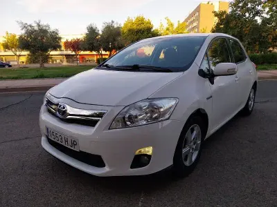 Usado Toyota Auris Hybrid