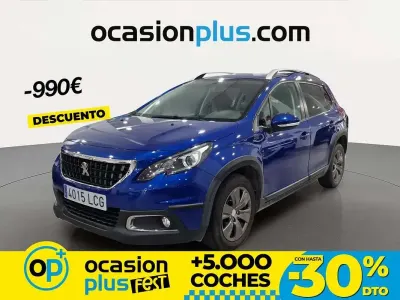 Usado Peugeot 2008 Signature Sky 110 CV (80 kW) 2019 Azul SUV