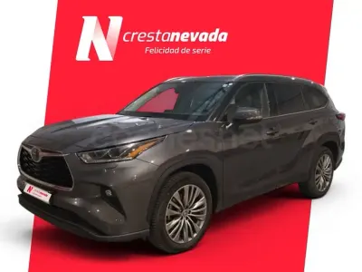 Usado Toyota Highlander Advance 246 CV (180 kW) 2022 Gris / plata SUV