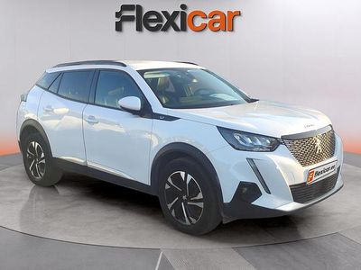 Usado Peugeot 2008 Active 101 CV (74 kW) 2020 Blanco SUV