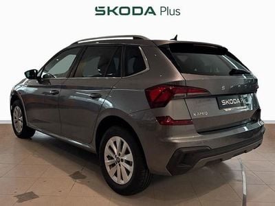 Usado Skoda Kamiq Selection 115 CV (84 kW) 2025 Gris SUV