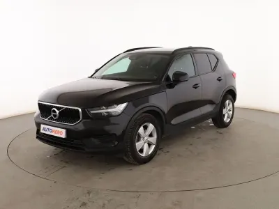 Usado Volvo XC40 Momentum 129 CV (94 kW) 2021 Blanco SUV