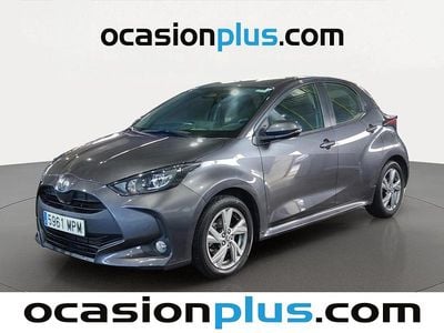 Gris Usado 2024 Toyota Yaris Hybrid Active Utilitario | 16.991 € (Buen precio)