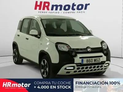 Usado Fiat Panda Cross Cross 70 CV (51 kW) 2023 Blanco Utilitario