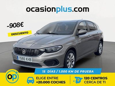 Usado Fiat Tipo Easy 95 CV (69 kW) 2018 Beige Berlina