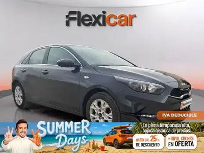 Usado Kia Ceed 136 CV (100 kW) 2023 Gris Utilitario