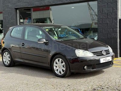 Usado VW Golf IV Sportline 105 CV (77 kW) 2005 Negro Berlina