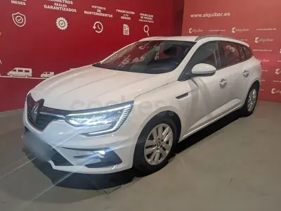 Usado Renault Mégane GrandTour Equilibre 115 CV (84 kW) 2022 Blanco Familiar
