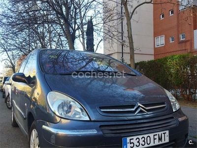 Usado Citroën Xsara Picasso Exclusive 110 CV (80 kW) 2007 Gris / plata Monovolumen