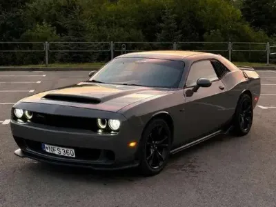 Usado Dodge Challenger 374 CV (275 kW) 2018 Gris Coupe