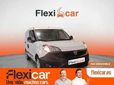 Usado Fiat Doblò Feel 105 CV (77 kW) 2022 Blanco Monovolumen