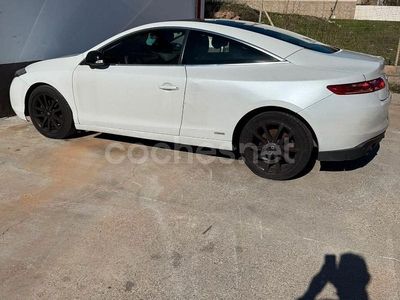 Blanco Usado 2012 Renault Laguna Coupé Coupe | 4000 €
