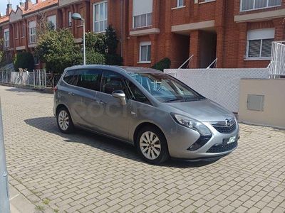 Usado Opel Zafira Tourer Excellence 130 CV (95 kW) 2012 Gris / plata Monovolumen