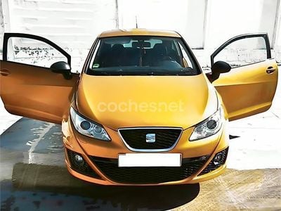 Usado Seat Ibiza SC FR 143 CV (105 kW) 2011 Naranja Utilitario