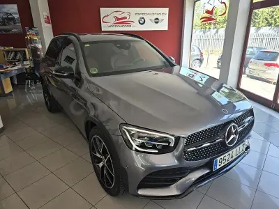Usado Mercedes GLC200 163 CV (119 kW) 2020 Gris / plata SUV